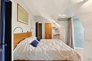 maison 81 Pièces en vente sur OPPEDETTE (04110)