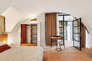 maison 81 Pièces en vente sur OPPEDETTE (04110)
