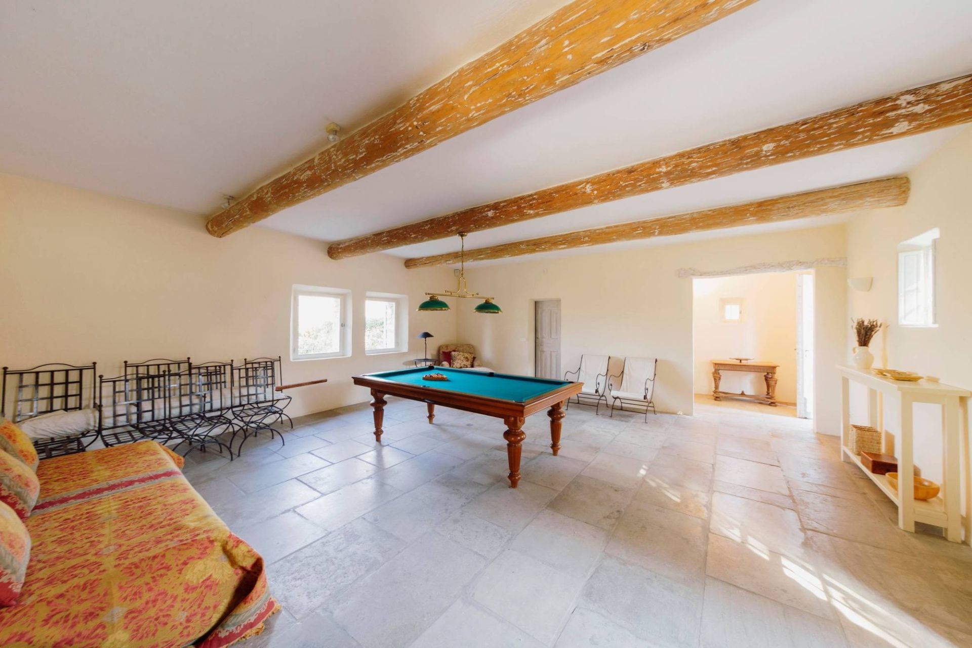 maison 10 Pièces en vente sur GORDES (84220)