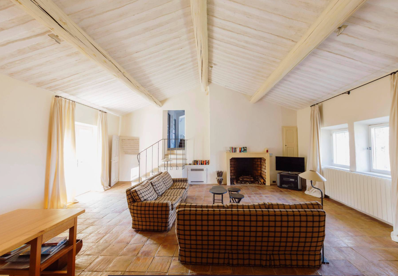 maison 10 Pièces en vente sur GORDES (84220)