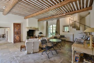 maison 10 Pièces en vente sur GORDES (84220)