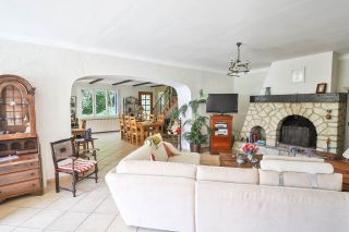 house 6 Rooms for sale on FONTAINE DE VAUCLUSE (84800)