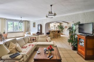 house 6 Rooms for sale on FONTAINE DE VAUCLUSE (84800)
