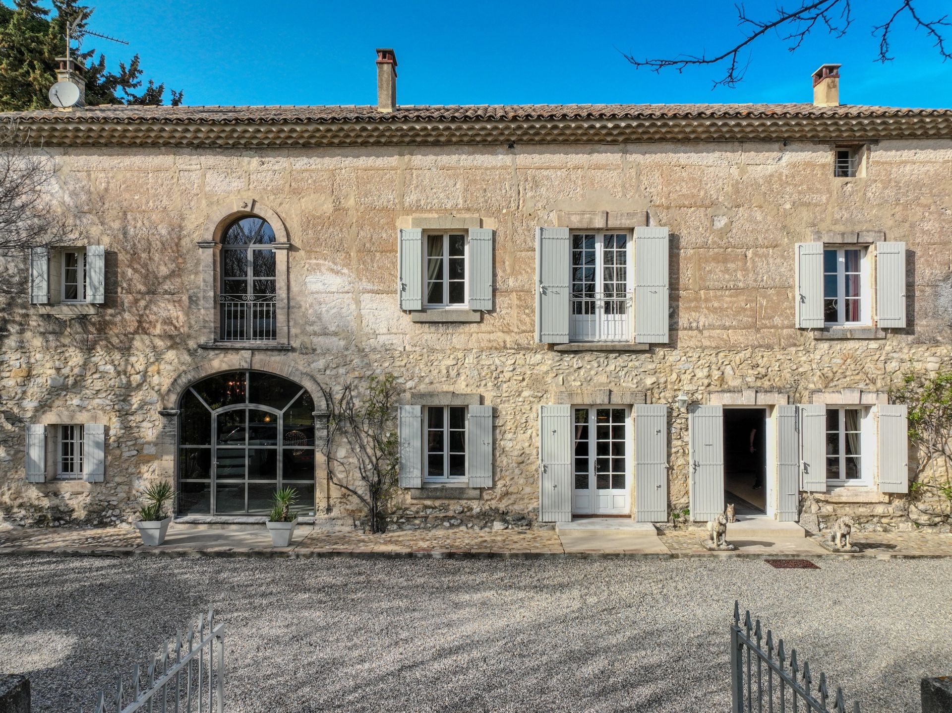maison 10 Pièces en vente sur LE THOR (84250)