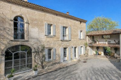 Vente Maison Le Thor 10&nbsp;Pièces 410&nbsp;m²