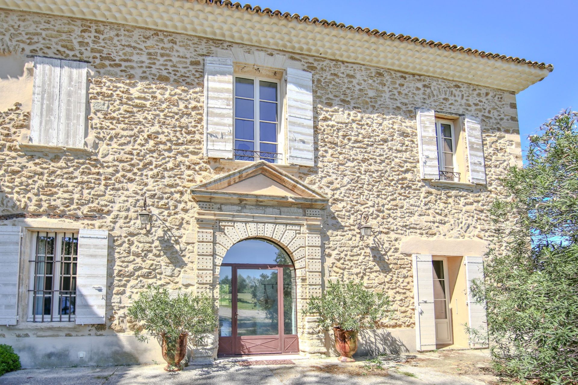 maison 24 Pièces en vente sur MONTEUX (84170)