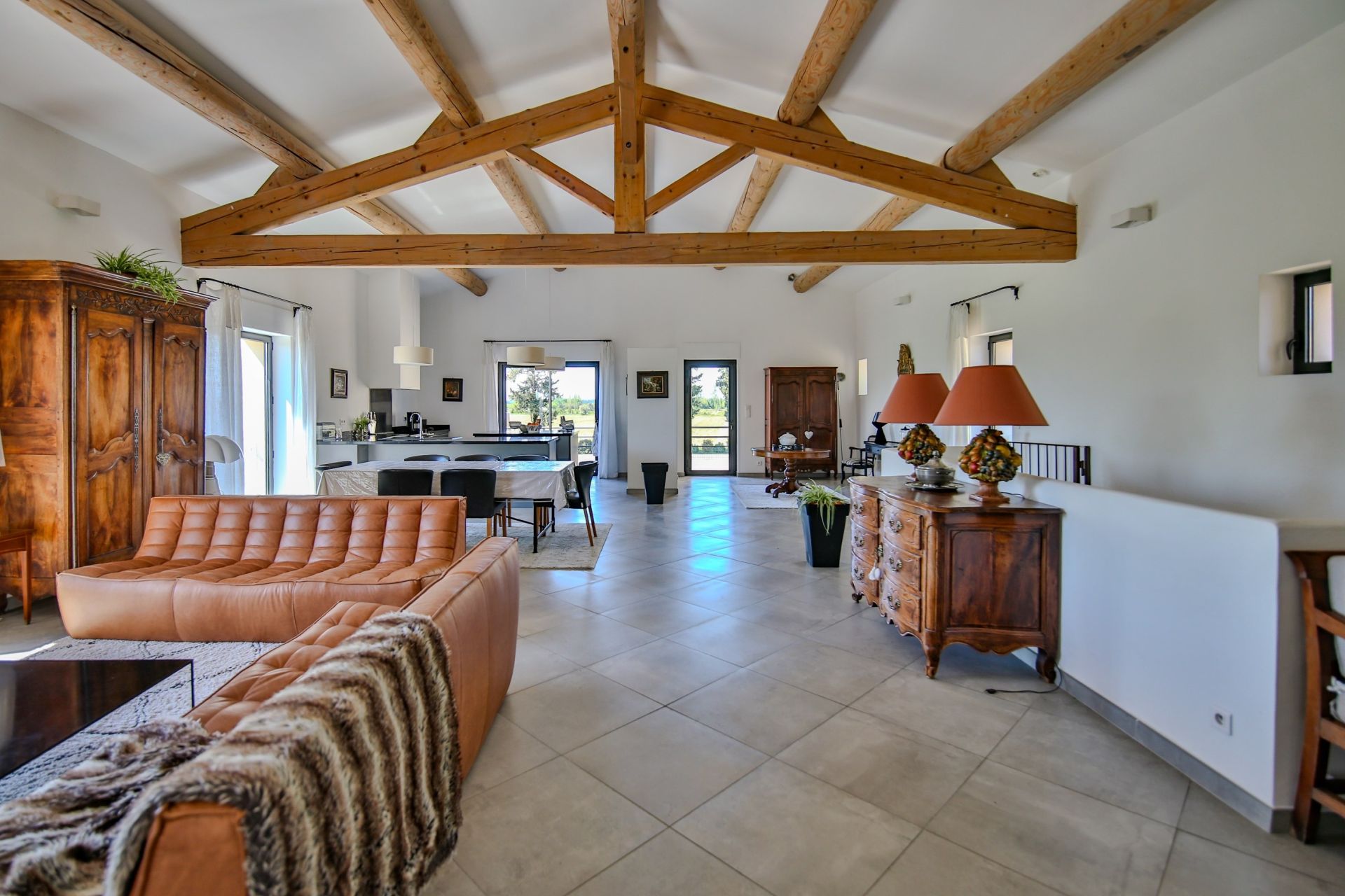 maison 24 Pièces en vente sur MONTEUX (84170)
