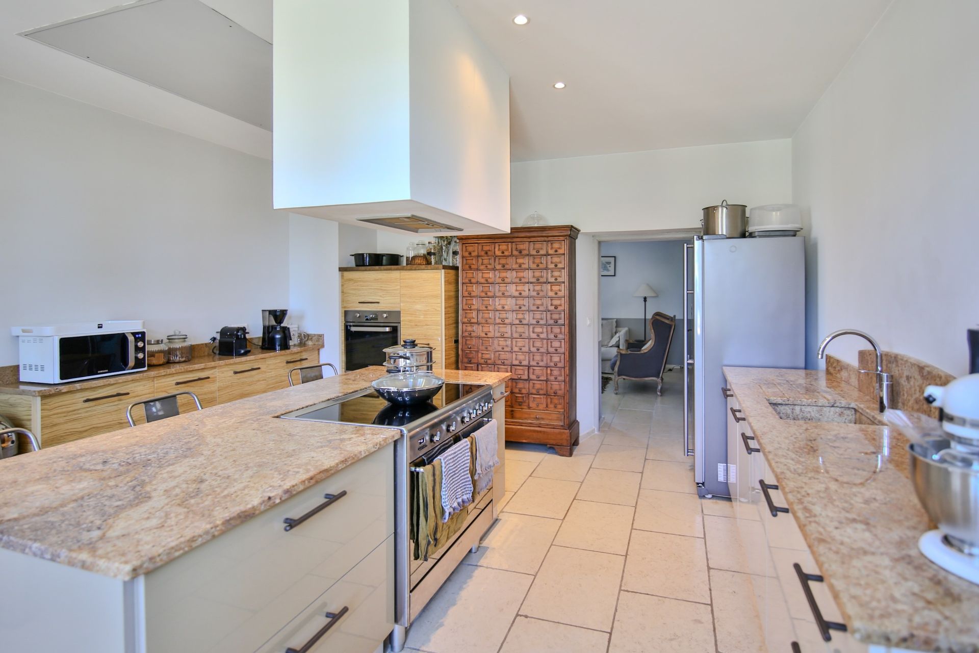 maison 24 Pièces en vente sur MONTEUX (84170)