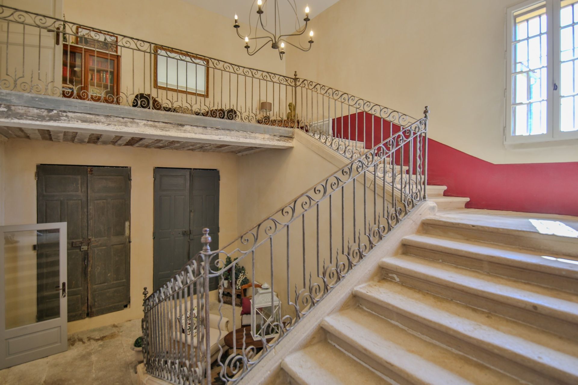 maison 24 Pièces en vente sur MONTEUX (84170)