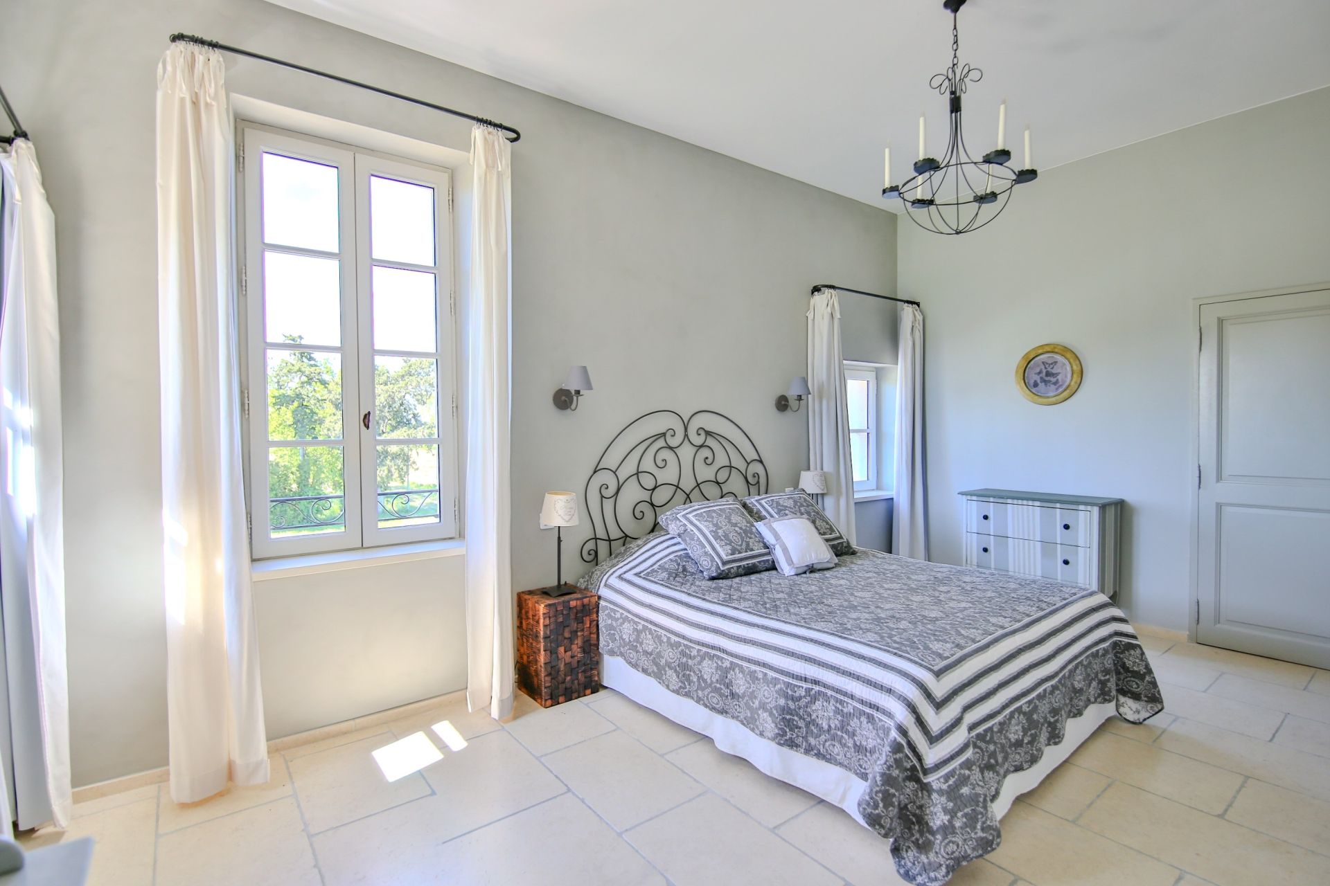 maison 24 Pièces en vente sur MONTEUX (84170)