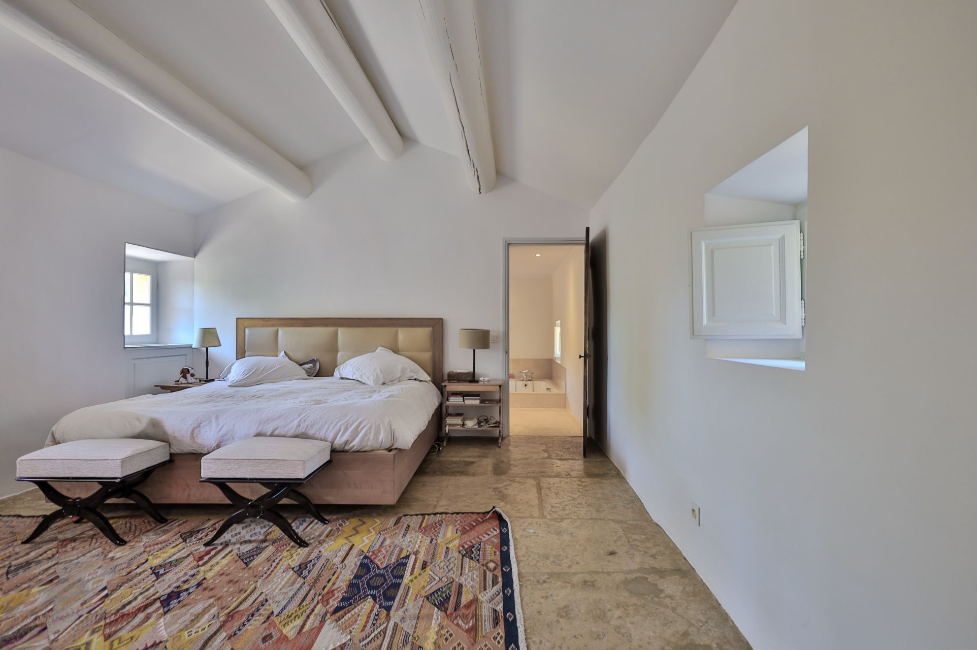 maison 15 Pièces en vente sur GORDES (84220)