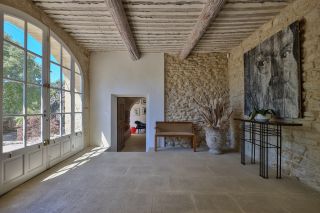 maison 15 Pièces en vente sur GORDES (84220)
