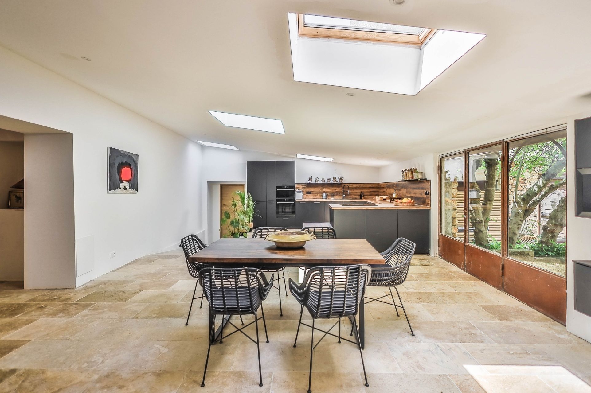 propriété 15 Pièces en vente sur BONNIEUX (84480)