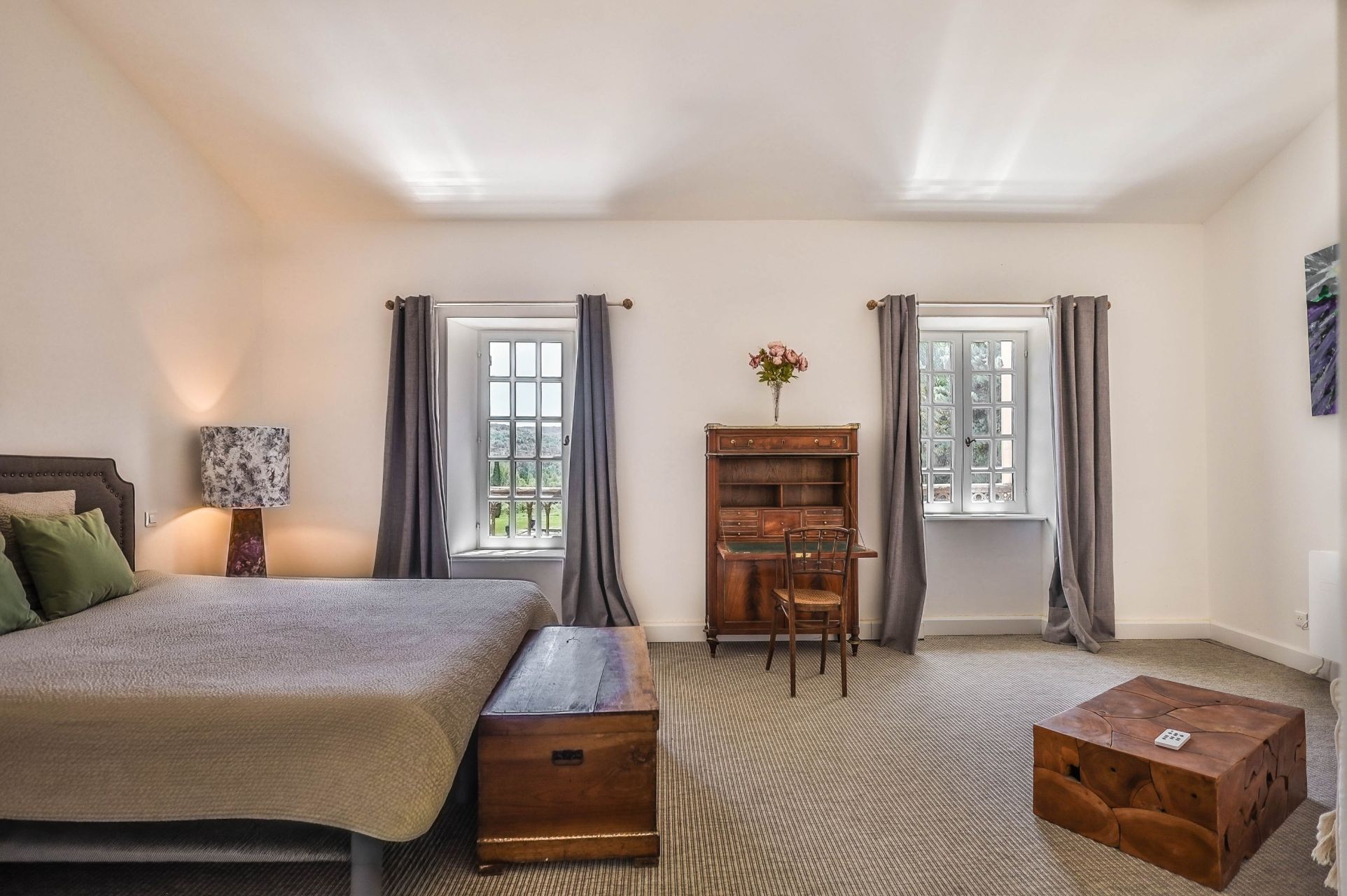 propriété 15 Pièces en vente sur BONNIEUX (84480)