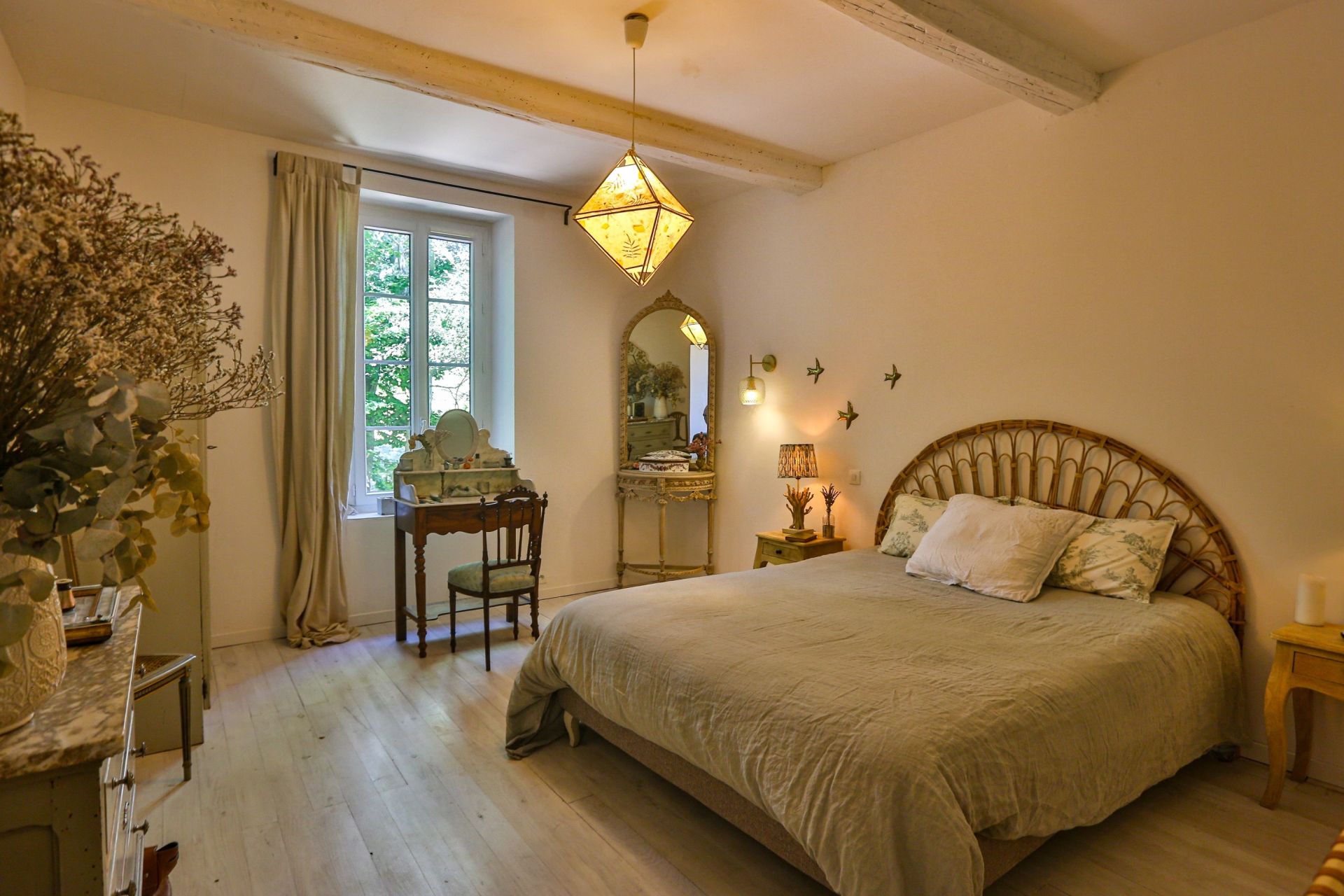 maison 18 Pièces en vente sur REILLANNE (04110)