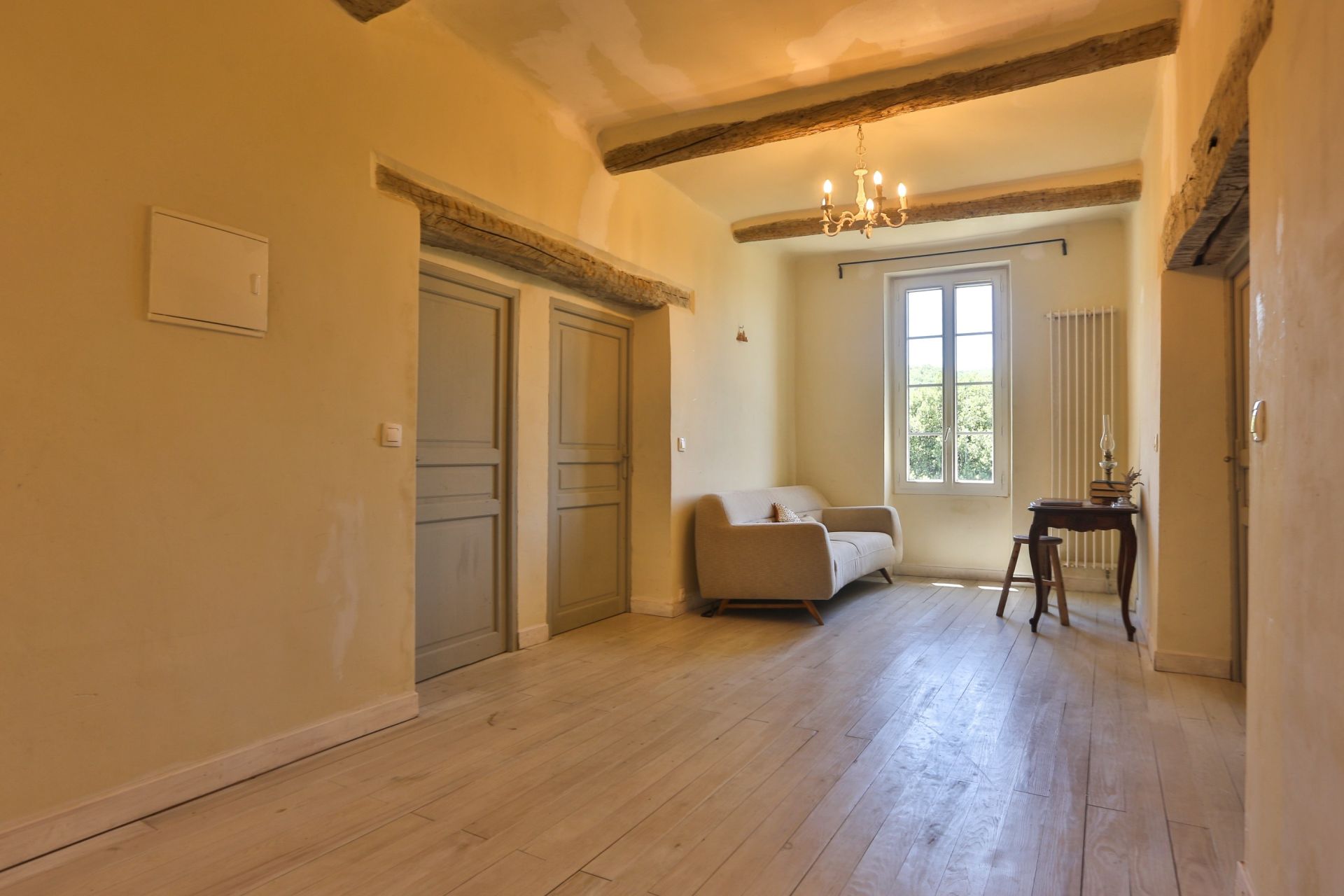 maison 18 Pièces en vente sur REILLANNE (04110)