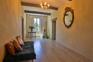 maison 18 Pièces en vente sur REILLANNE (04110)