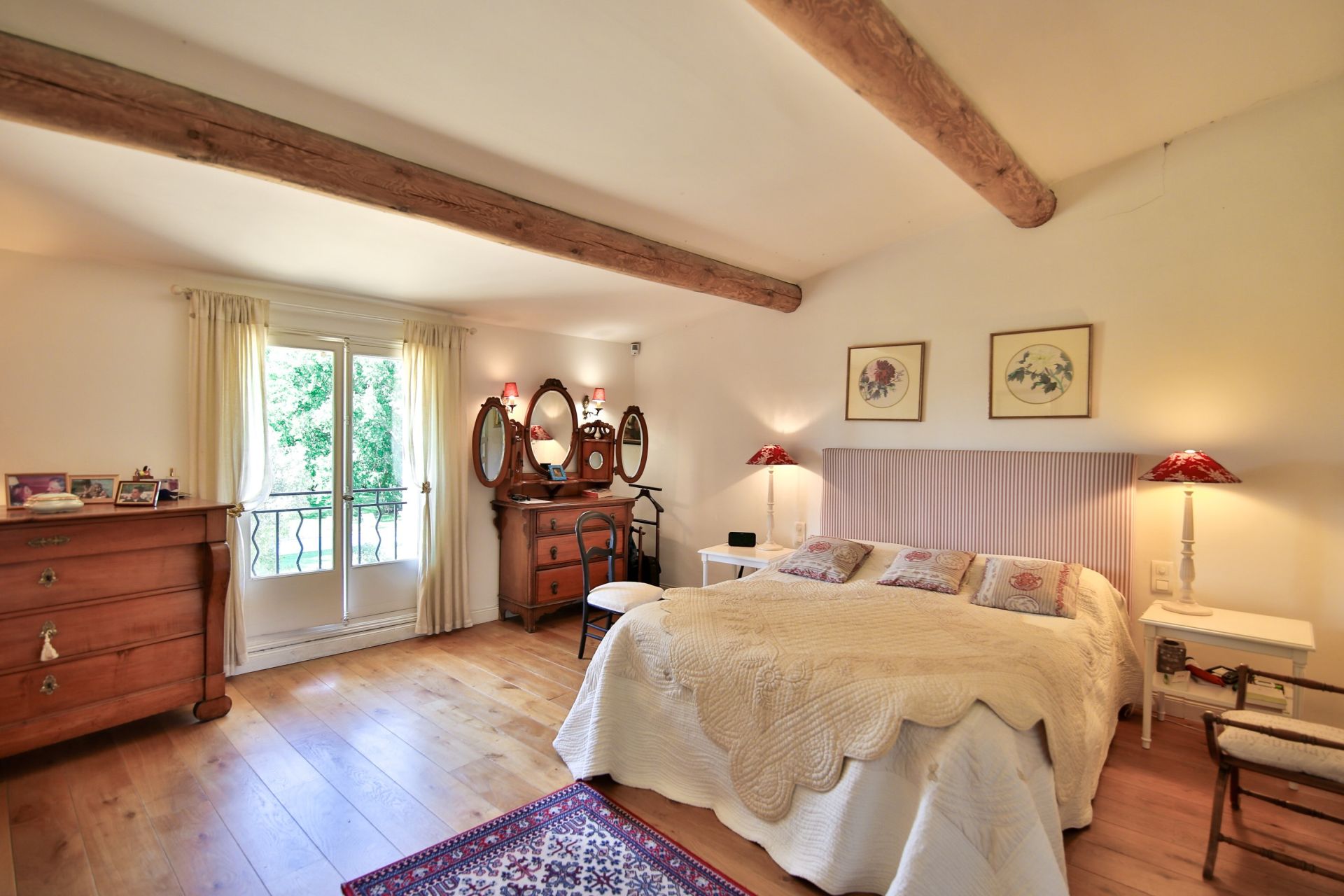 maison 12 Pièces en vente sur CUCURON (84160)