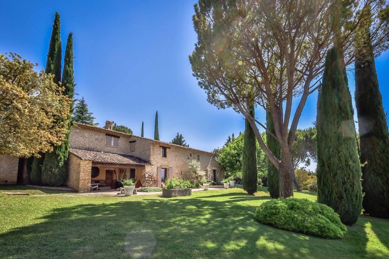 maison 6 Pièces en vente sur APT (84400)