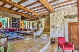 maison 6 Pièces en vente sur APT (84400)