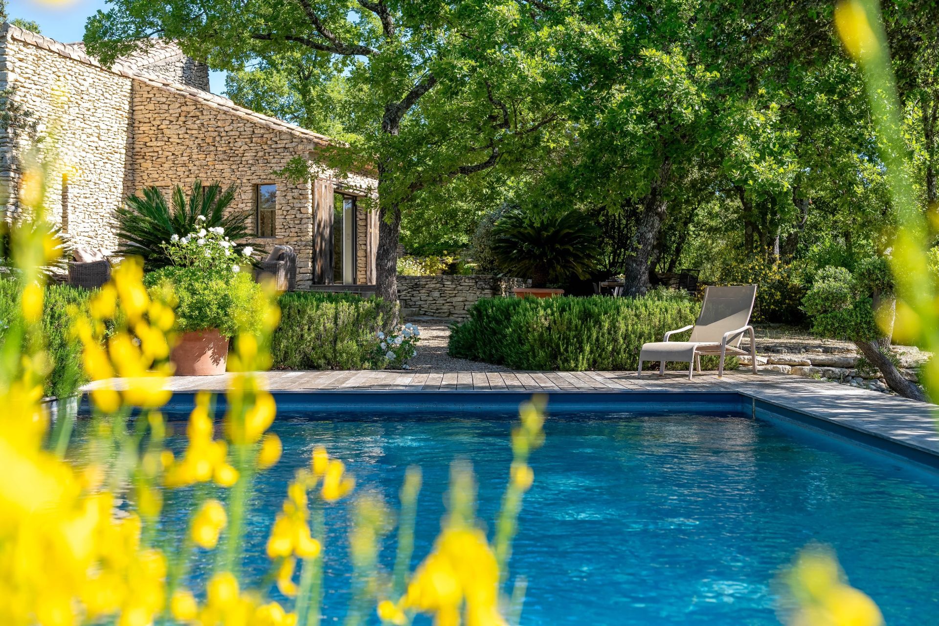 house 7 Rooms for sale on GORDES (84220)