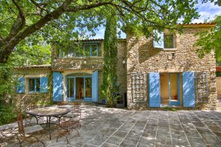 house 10 Rooms for sale on GOULT (84220)
