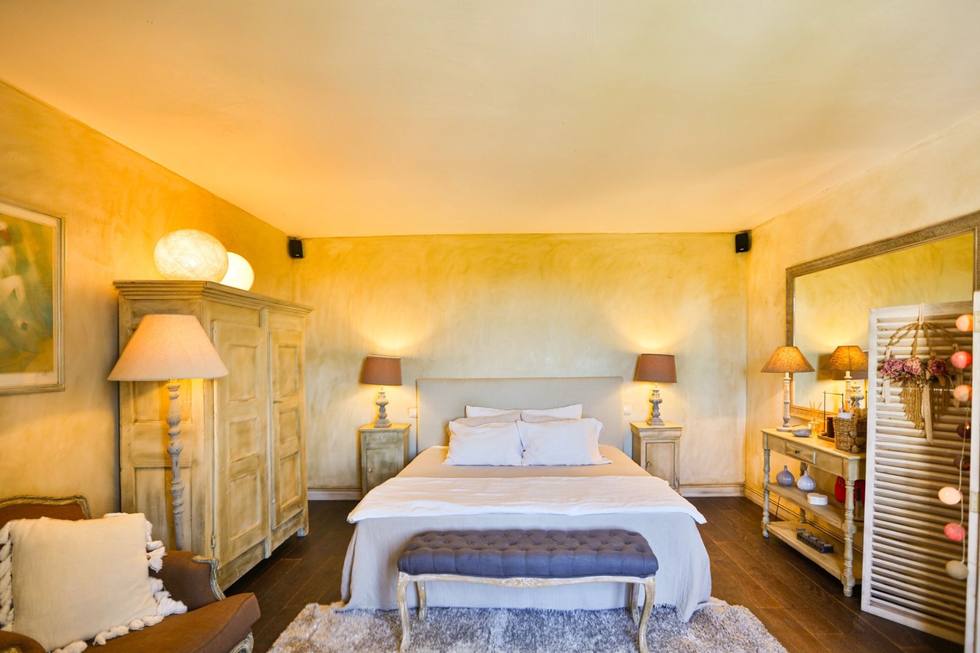 house 13 Rooms for sale on LA BASTIDE DES JOURDANS (84240)