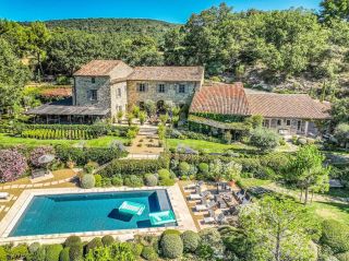 house 13 Rooms for sale on LA BASTIDE DES JOURDANS (84240)