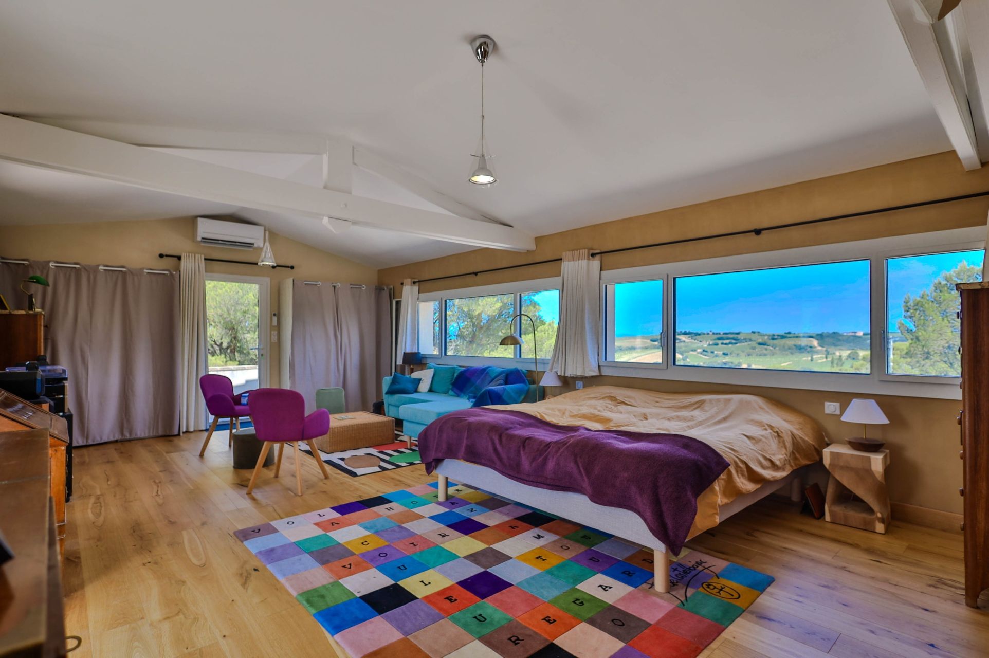 house 10 Rooms for sale on CHATEAUNEUF DU PAPE (84230)