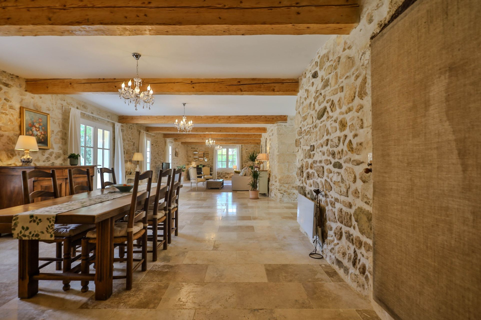 house 14 Rooms for sale on ST DIDIER (84210)
