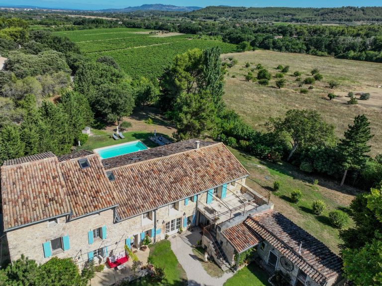house 14 Rooms for sale on ST DIDIER (84210)