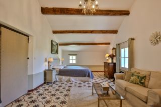 house 14 Rooms for sale on ST DIDIER (84210)