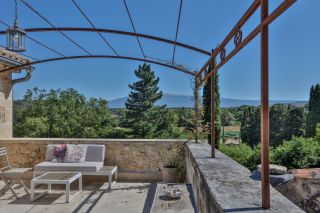 house 14 Rooms for sale on ST DIDIER (84210)