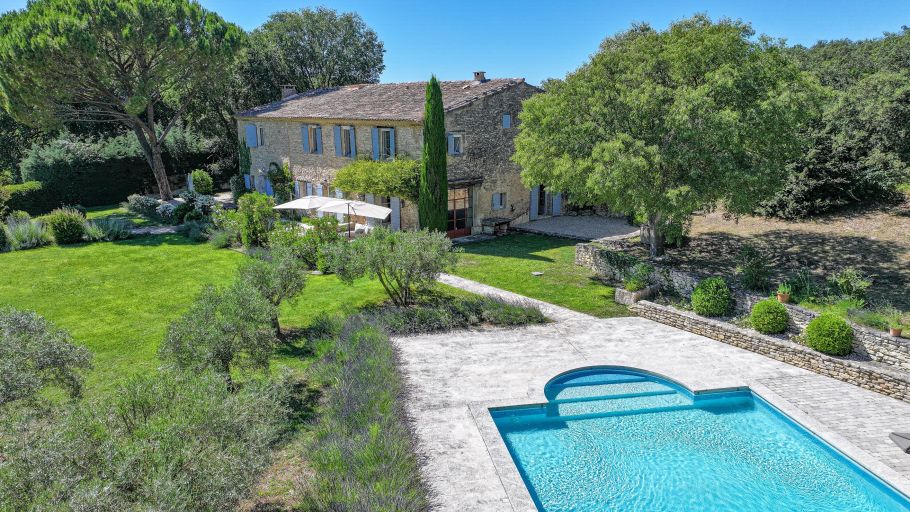 maison 10 Pièces en vente sur MENERBES (84560)