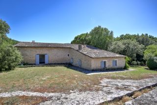maison 10 Pièces en vente sur MENERBES (84560)