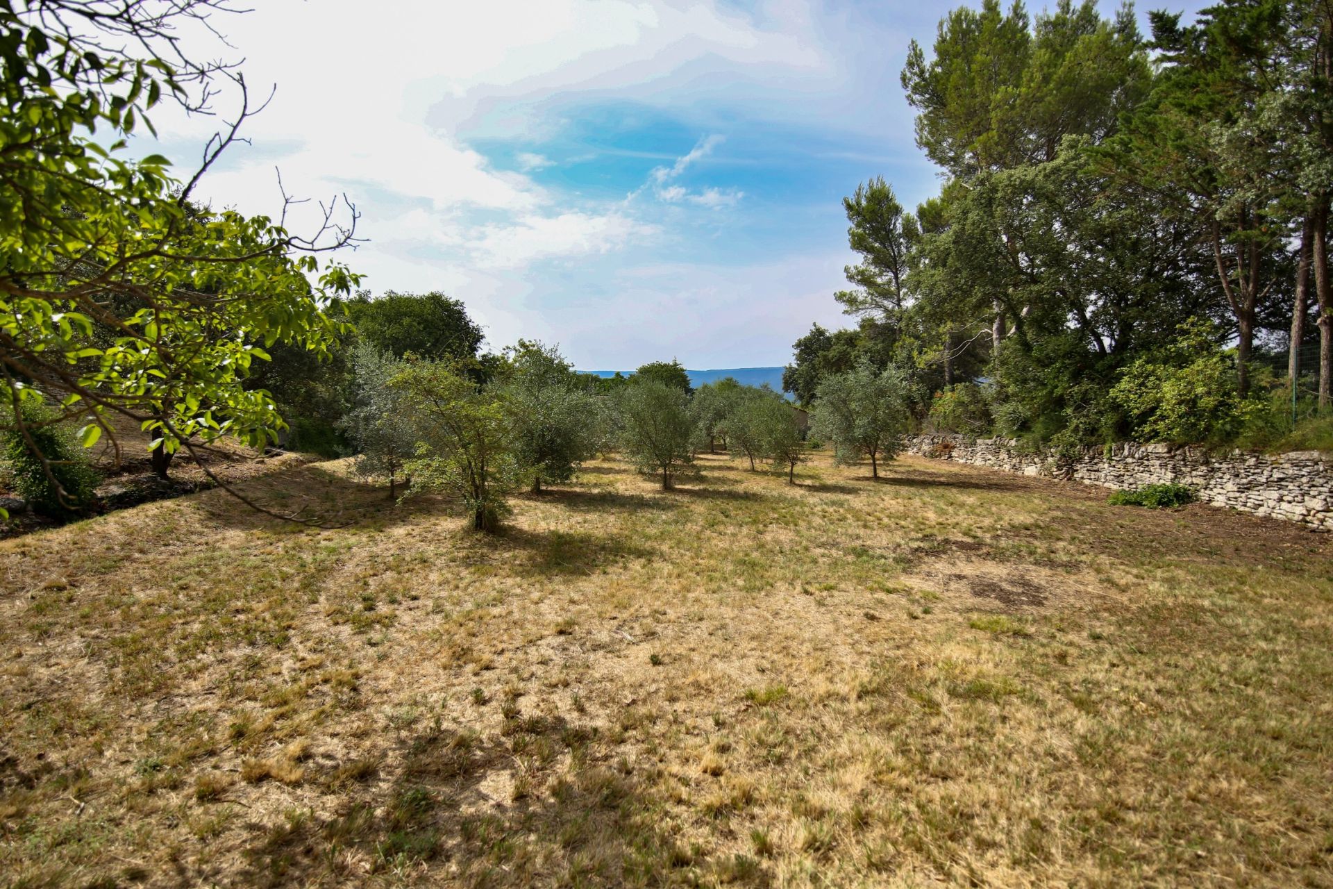 land for sale on GORDES (84220)