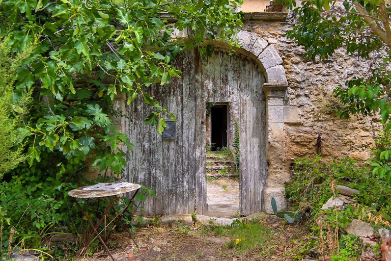 maison 10 Pièces en vente sur OPPEDE (84580)