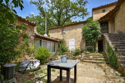 Vente Maison Oppède 10&nbsp;Pièces 350&nbsp;m²