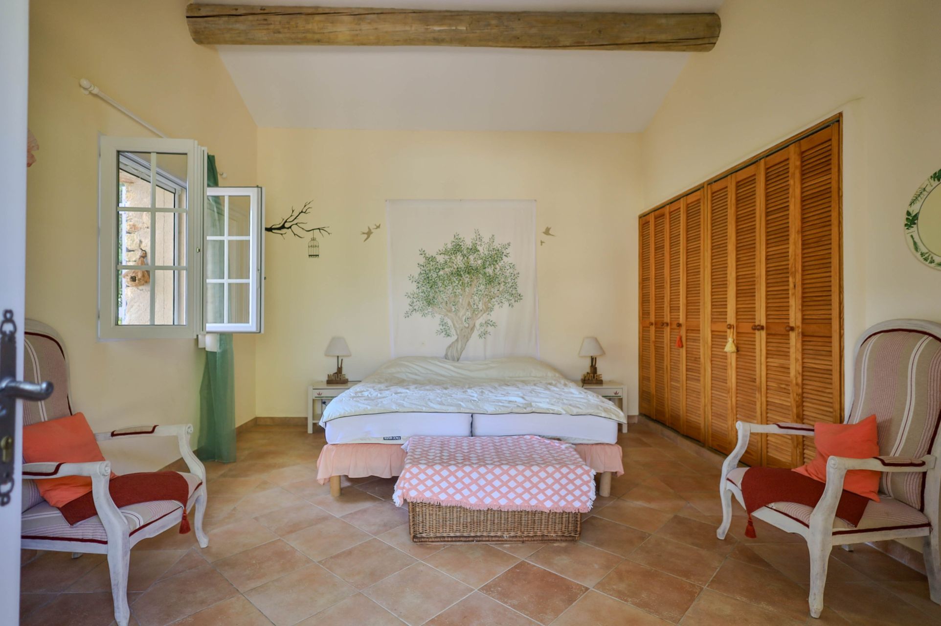 house 8 Rooms for sale on GORDES (84220)