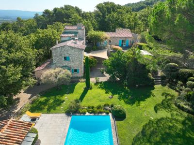 Sale House Gordes 8&nbsp;Rooms 220&nbsp;m²