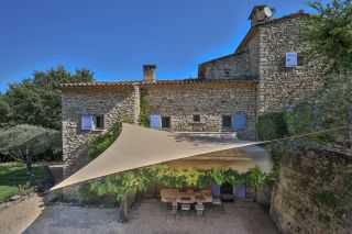 house 8 Rooms for sale on GORDES (84220)