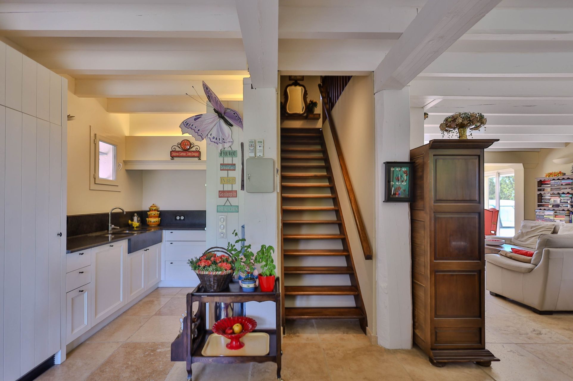 maison 8 Pièces en vente sur MONIEUX (84390)