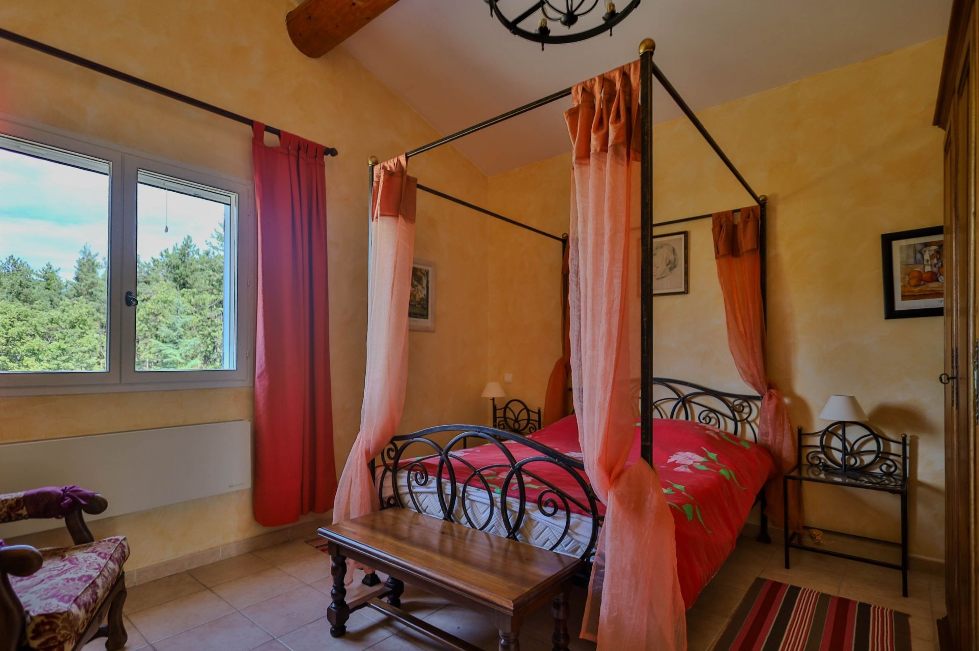 maison 8 Pièces en vente sur MONIEUX (84390)