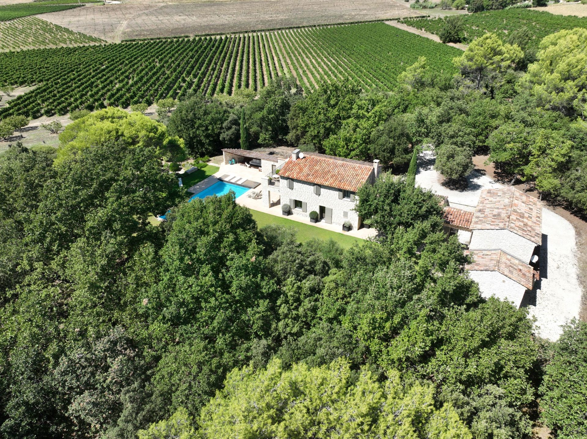 maison 10 Pièces en vente sur ST SATURNIN LES APT (84490)