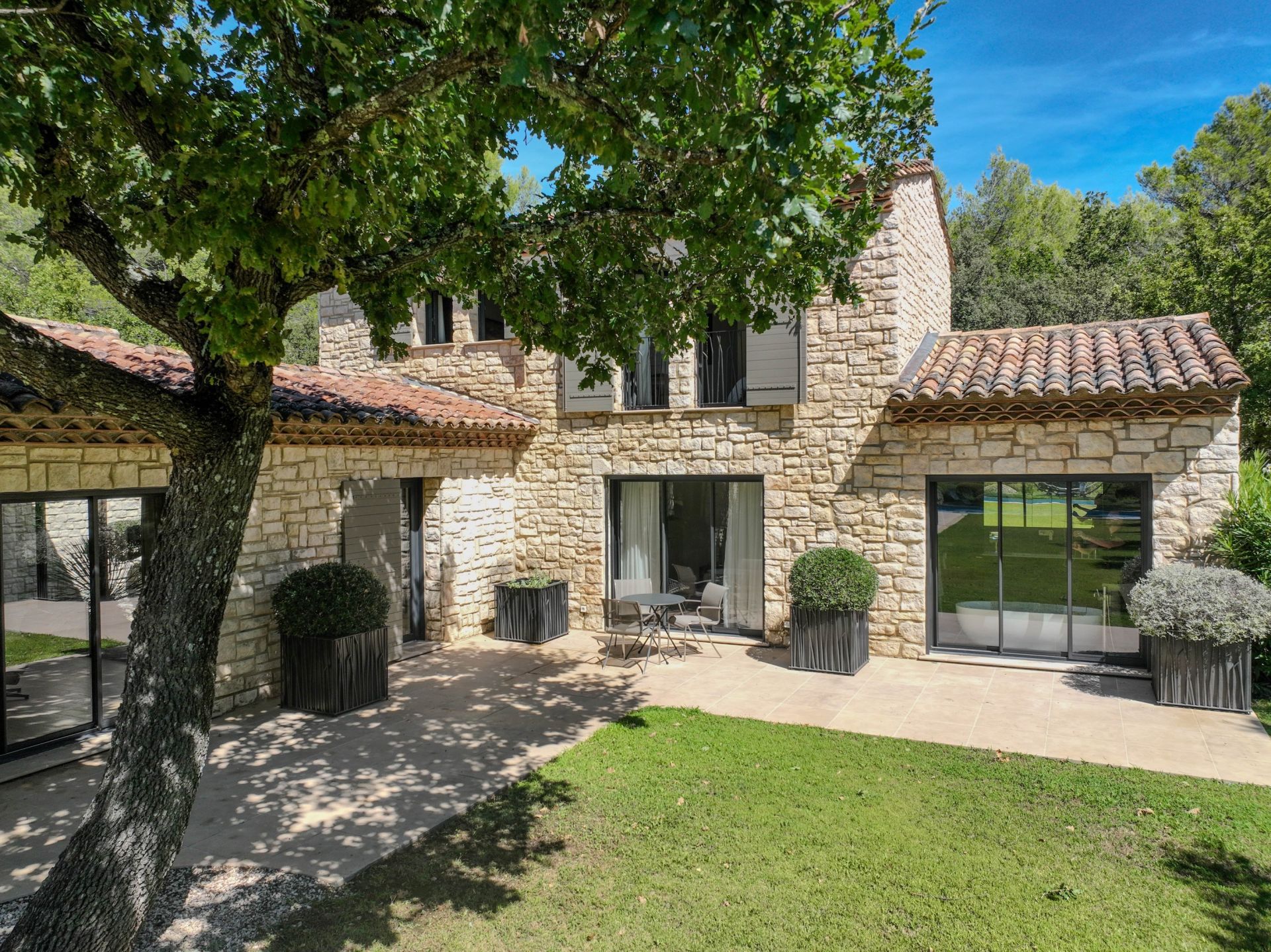 maison 10 Pièces en vente sur ST SATURNIN LES APT (84490)