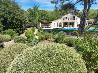 maison 10 Pièces en vente sur ST SATURNIN LES APT (84490)
