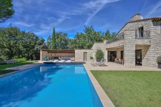 maison 10 Pièces en vente sur ST SATURNIN LES APT (84490)