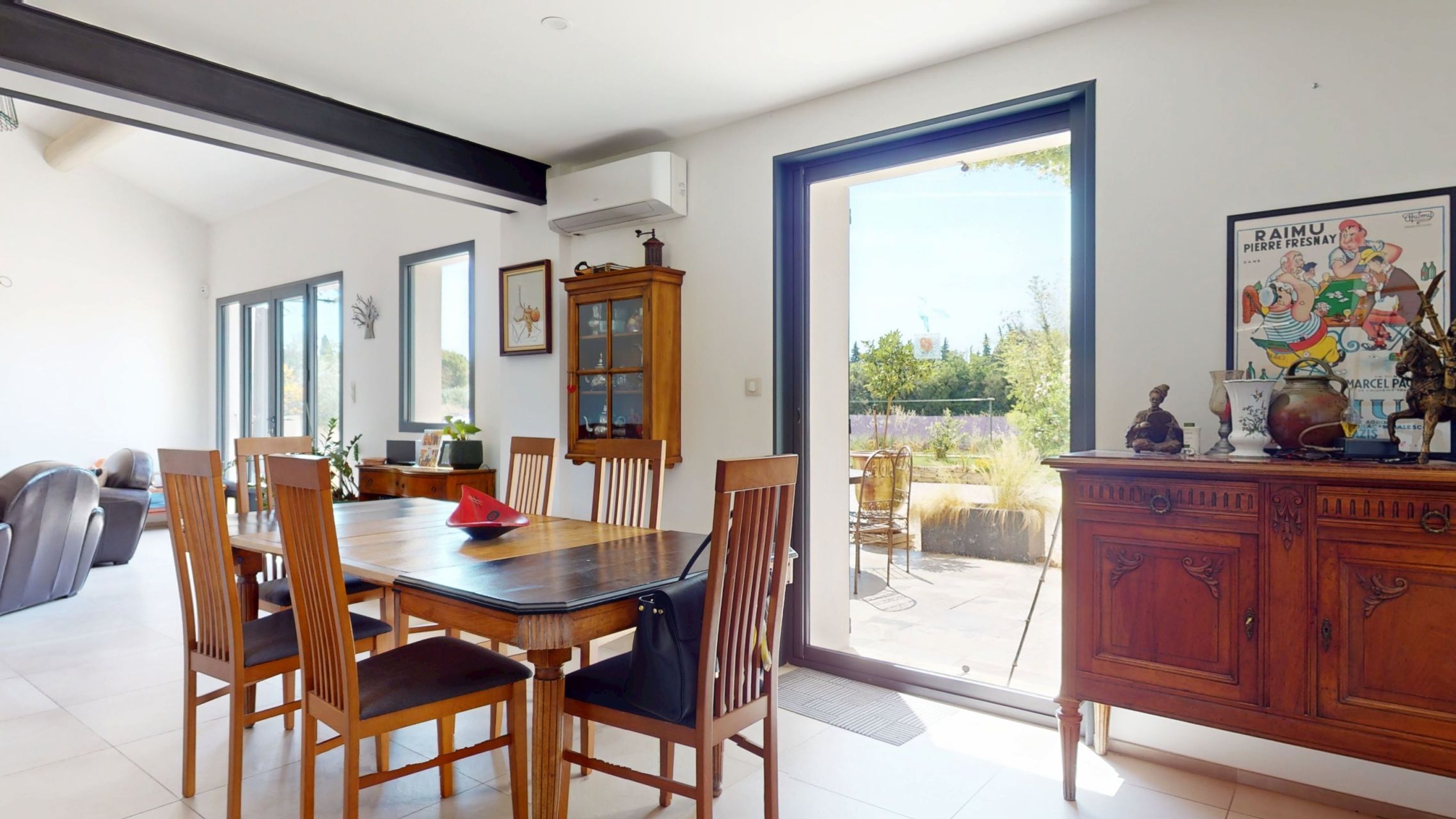 house 9 Rooms for sale on L ISLE SUR LA SORGUE (84800)
