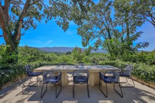 propriété 15 Pièces en vente sur MENERBES (84560)
